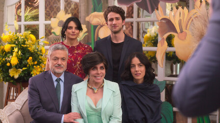 Guarda PAPAVERO (simbolo: risurrezione). Episodio 13 della Stagione 1.